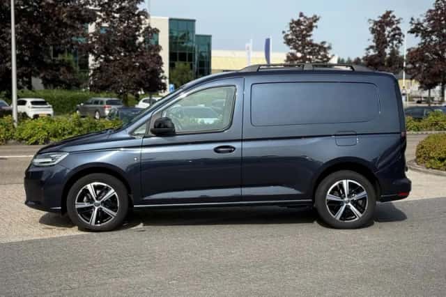 Volkswagen Caddy (2021) thumbnail 2