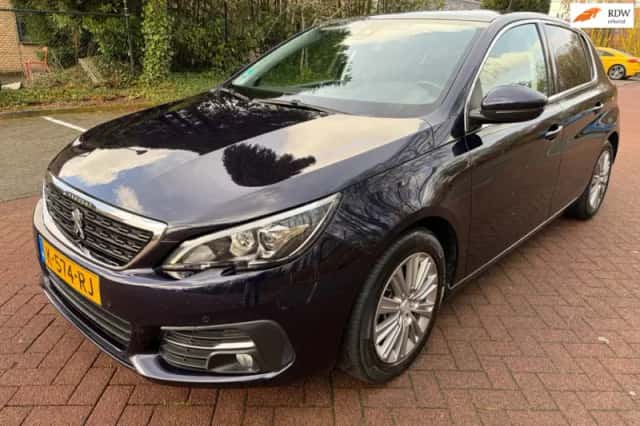 Peugeot 308 (2021) thumbnail 1