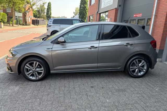 Volkswagen Polo (2021) thumbnail 3