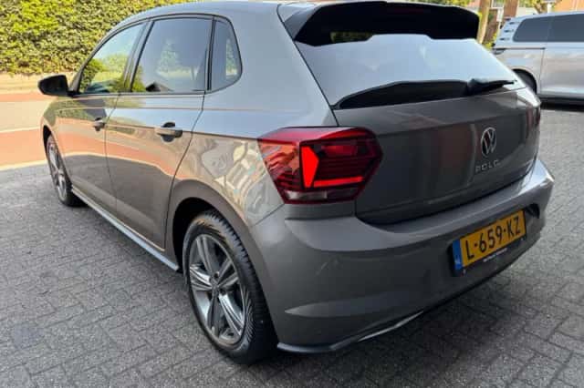 Volkswagen Polo (2021) thumbnail 4
