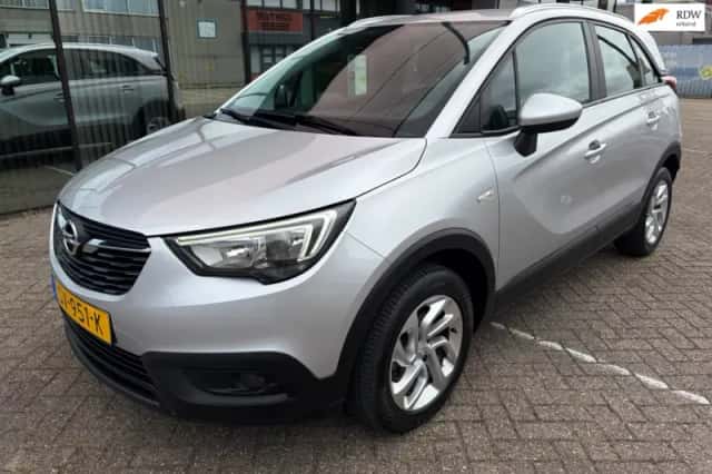 Opel Crossland X (2018) thumbnail 1