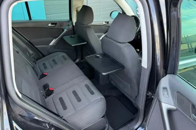 Volkswagen Tiguan (2009) thumbnail 6