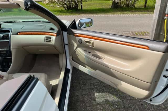 Toyota Camry (2004) thumbnail 6