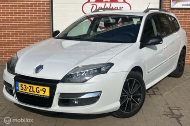 Renault Laguna (2012) thumbnail 2