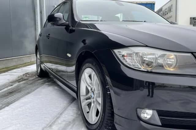 BMW 3-Serie (2009) thumbnail 3