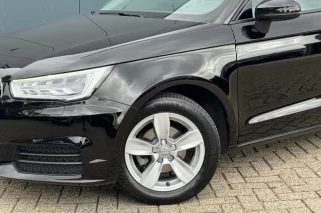 Audi A1 (2018) thumbnail 6