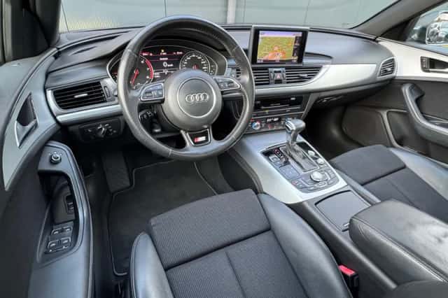Audi A6 (2013) thumbnail 3