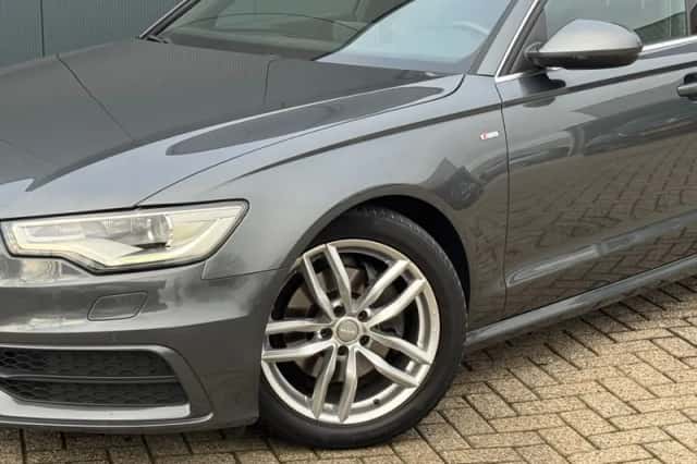 Audi A6 (2013) thumbnail 6