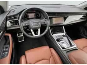 Audi Q8 (2022) thumbnail 3