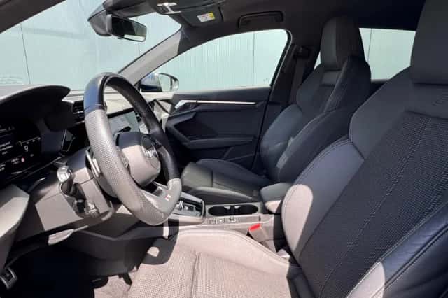 Audi A3 (2021) thumbnail 3