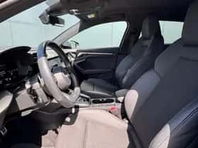 Audi A3 (2021) thumbnail 3