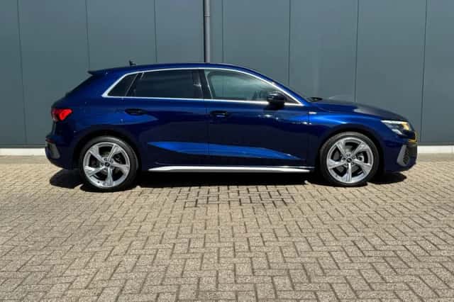 Audi A3 (2021) thumbnail 4