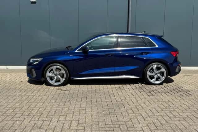 Audi A3 (2021) thumbnail 5