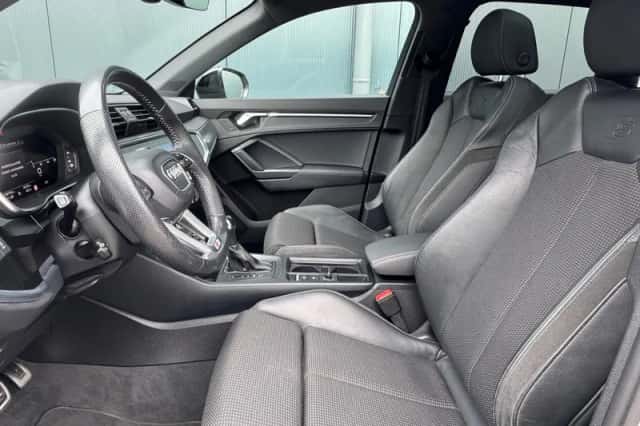 Audi Q3 (2020) thumbnail 5