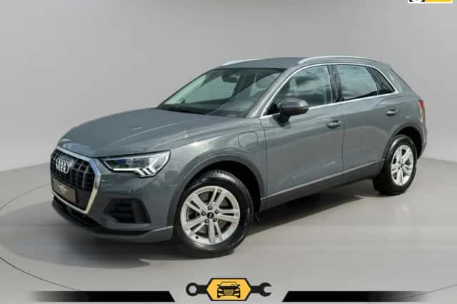 Audi Q3 (2022) thumbnail 1