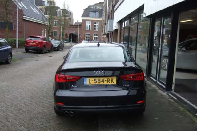 Audi A3 (2015) thumbnail 6