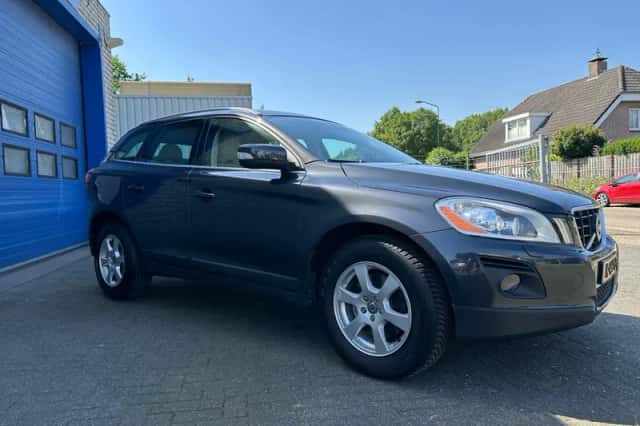 Volvo XC60 (2009) thumbnail 5