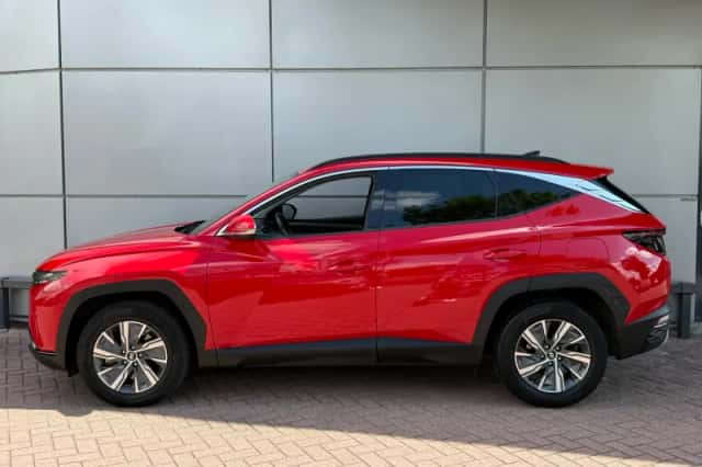 Hyundai Tucson (2021) thumbnail 3