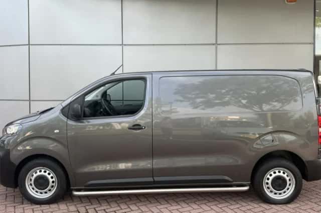 Peugeot Expert (2021) thumbnail 2
