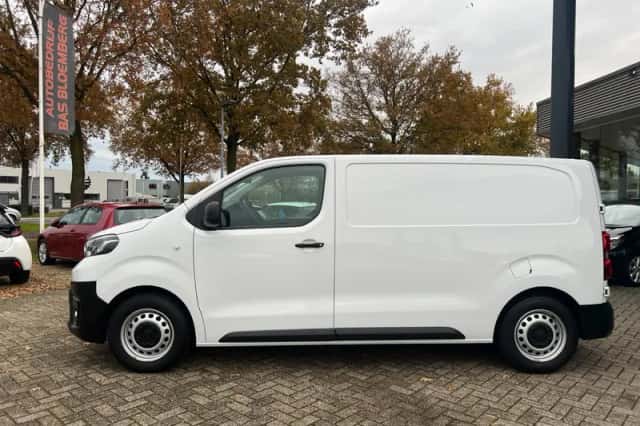 Toyota Proace (2023) thumbnail 4