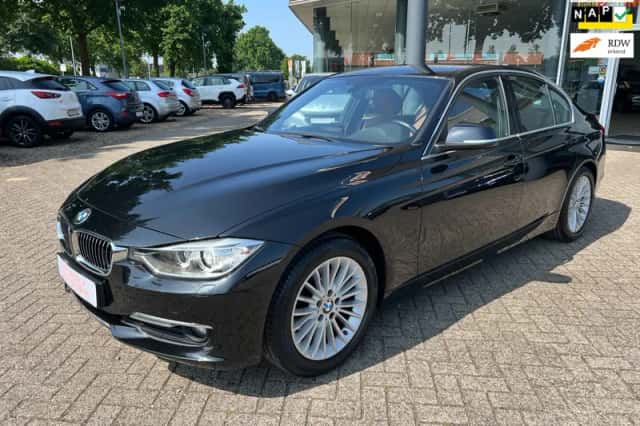 BMW 3-Serie (2014) thumbnail 1