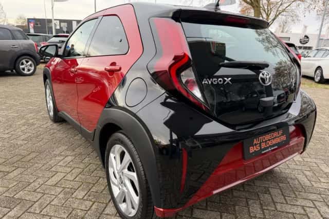 Toyota Aygo X (2022) thumbnail 3
