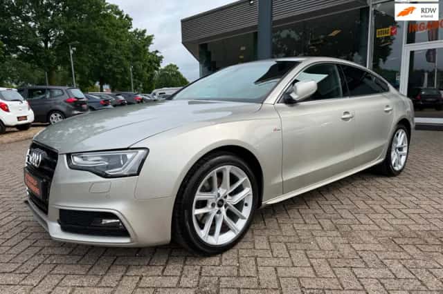 Audi A5 (2016) thumbnail 1