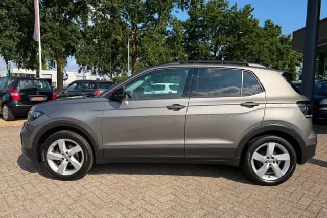 Volkswagen T-Cross (2019) thumbnail 4