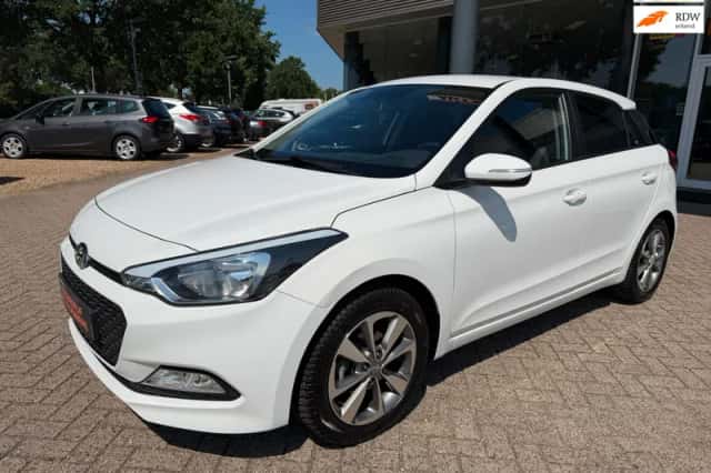 Hyundai i20 (2018) thumbnail 1