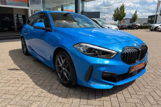 BMW 1-Serie (2023) thumbnail 2