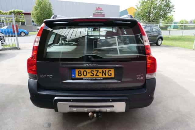 Volvo XC70 (2006) thumbnail 5