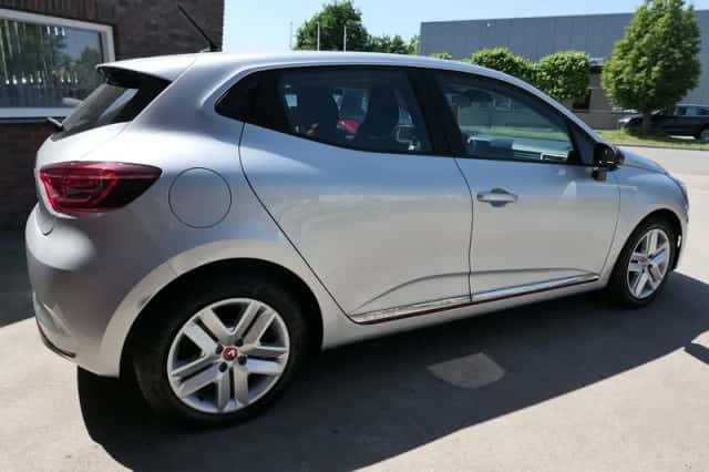 Renault Clio (2020) thumbnail 5