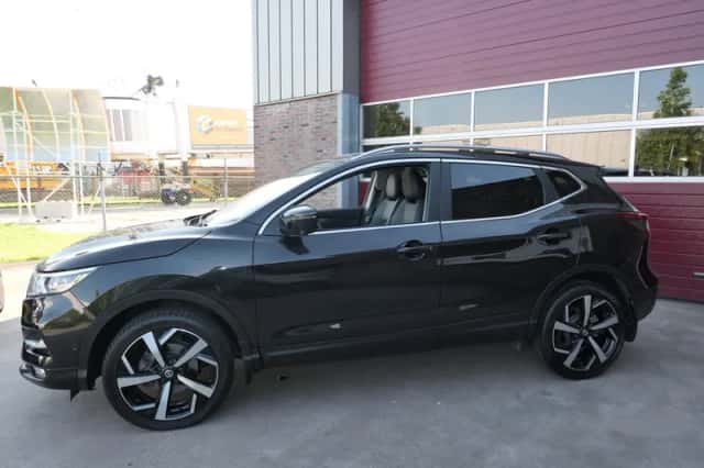 Nissan Qashqai (2018) thumbnail 2