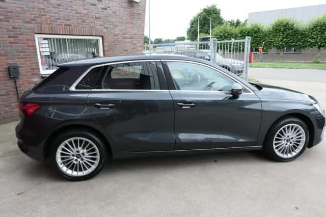 Audi A3 (2023) thumbnail 6