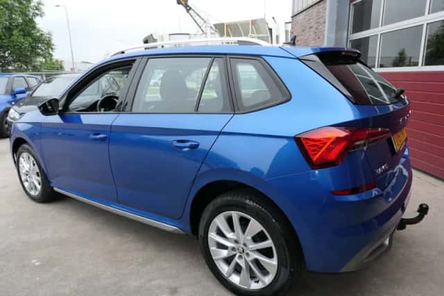 Škoda Kamiq (2021) thumbnail 3