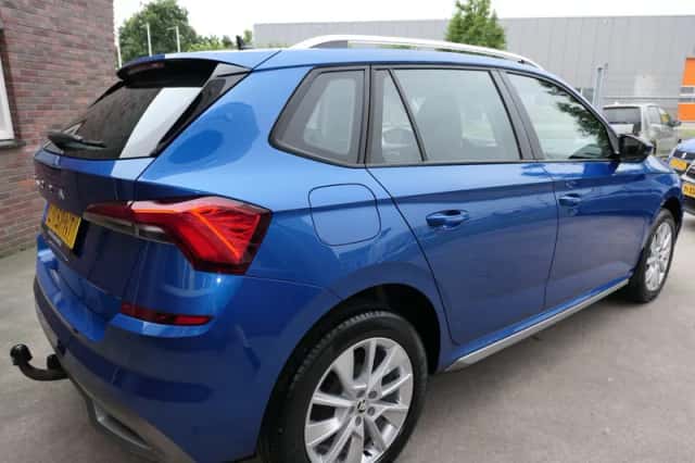 Škoda Kamiq (2021) thumbnail 5