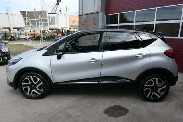 Renault Captur (2015) thumbnail 2