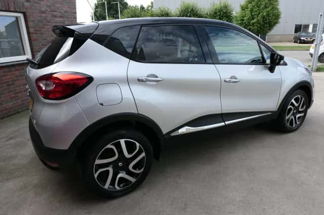 Renault Captur (2015) thumbnail 5