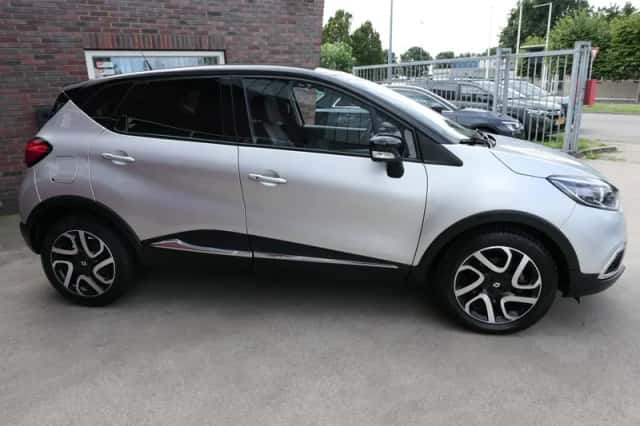 Renault Captur (2015) thumbnail 6