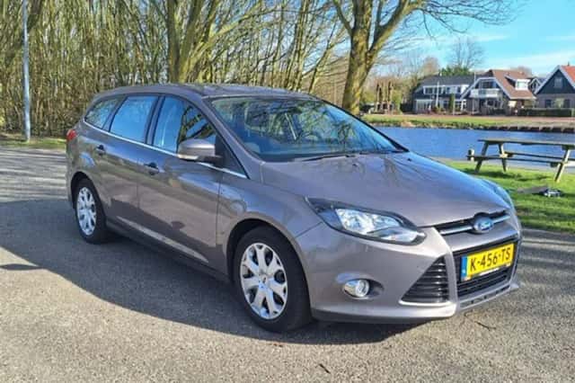 Ford Focus (2014) thumbnail 1