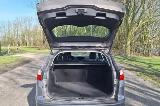 Ford Focus (2014) thumbnail 5