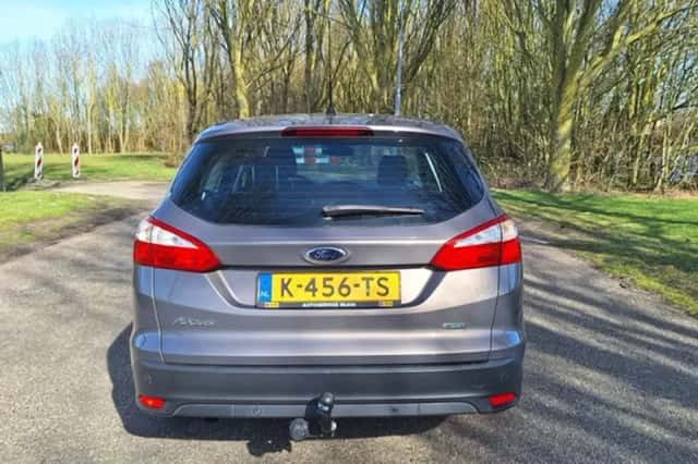Ford Focus (2014) thumbnail 6