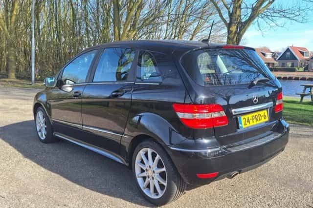 Mercedes-Benz B-Klasse (2011) thumbnail 6