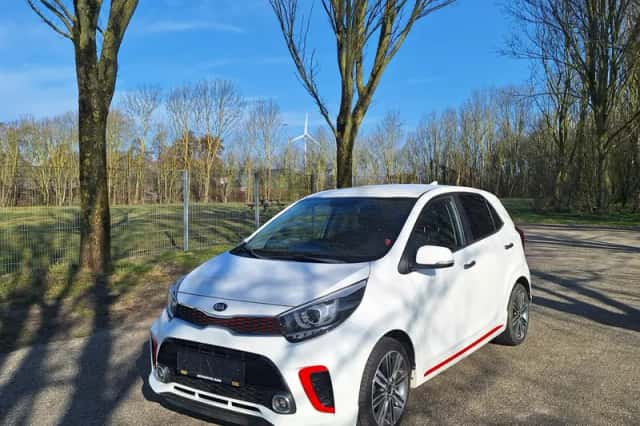 Kia Picanto (2018) thumbnail 2