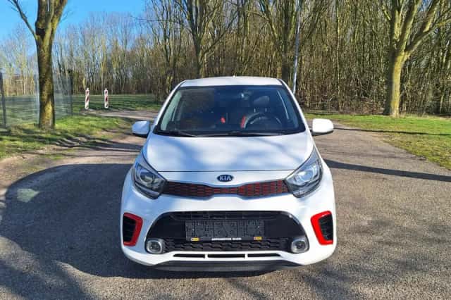 Kia Picanto (2018) thumbnail 4