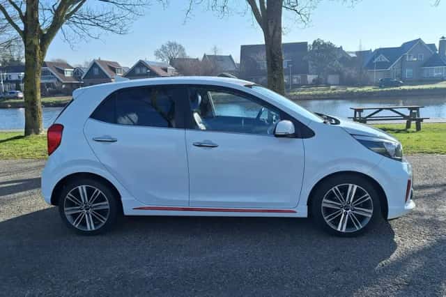 Kia Picanto (2018) thumbnail 5
