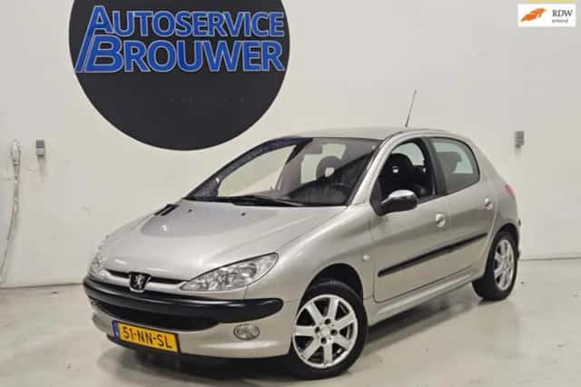 Peugeot 206 (2004) thumbnail 1