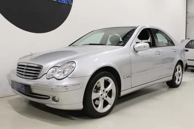 Mercedes-Benz C-Klasse (2006) thumbnail 3