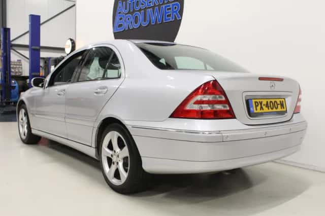 Mercedes-Benz C-Klasse (2006) thumbnail 5