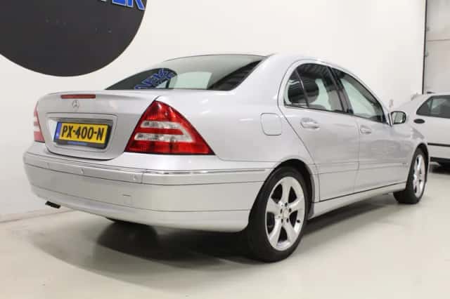 Mercedes-Benz C-Klasse (2006) thumbnail 6